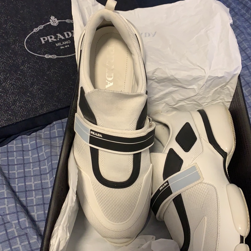 Prada cloudburst - Picture 3 of 10